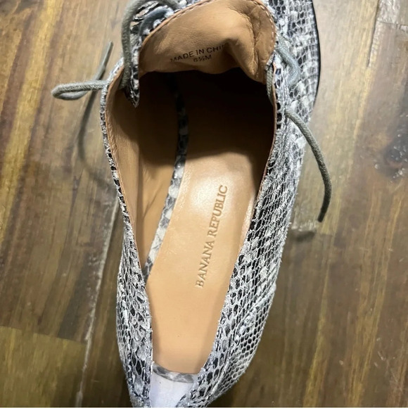 Banana Republic Snake Print Leather Loafers